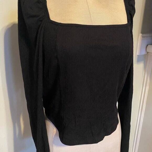 NWT Melrose and Market Black Crop Top sz Small - Picture 4 of 6